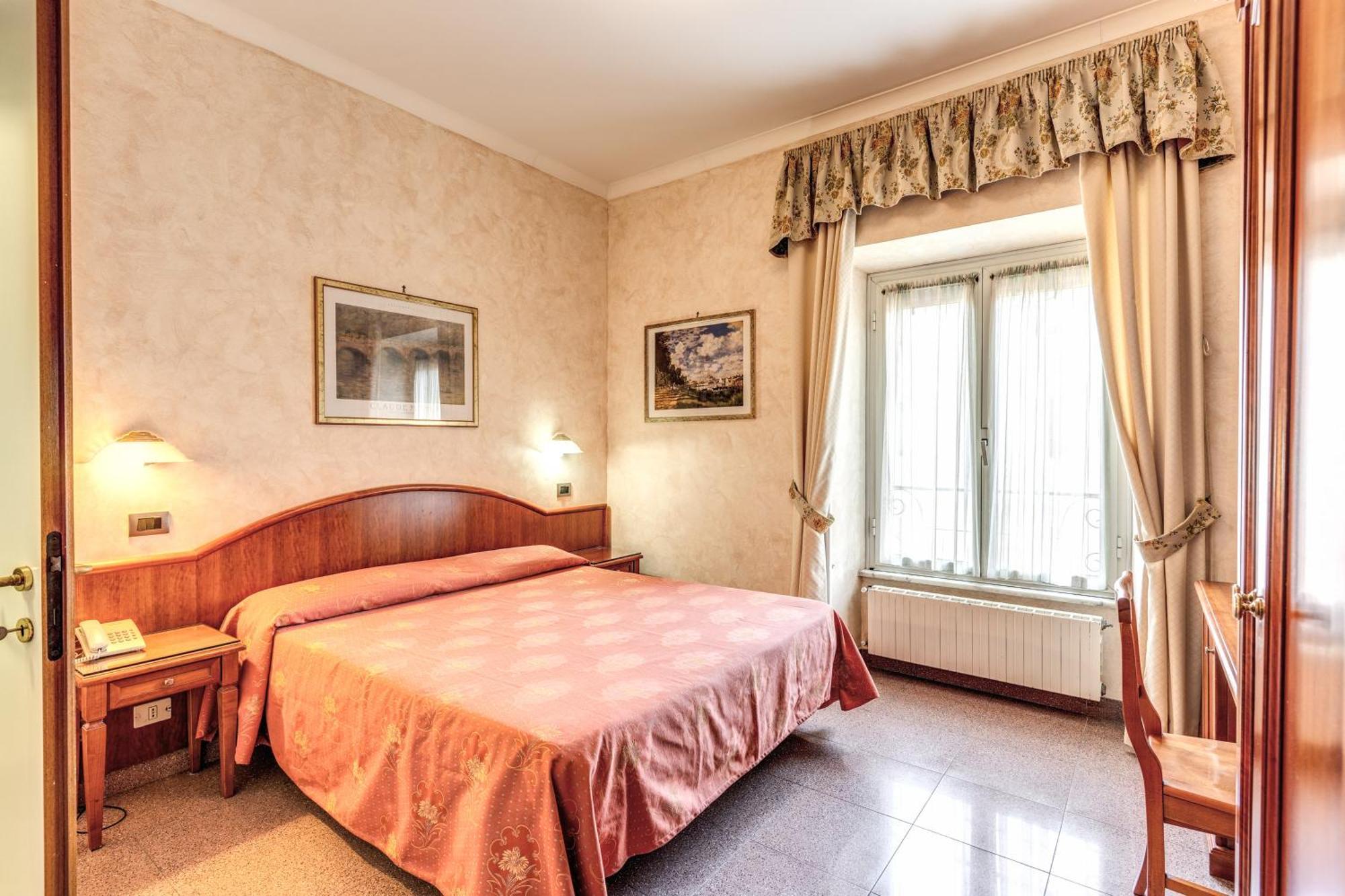 Double or Twin Room,1584401361:JPEG